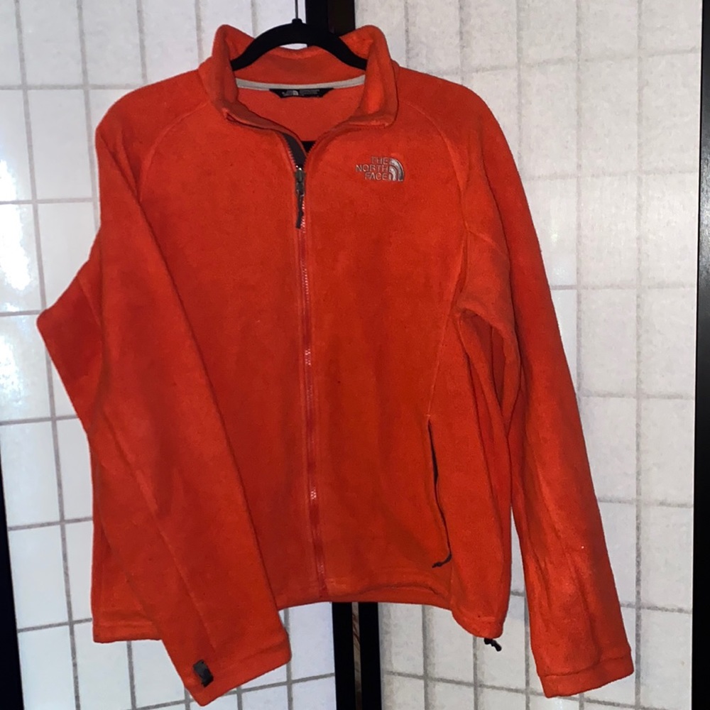 Coral or Crimson North face fitted fleece jacket size women's large